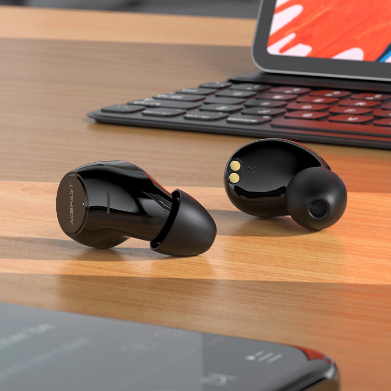 Acefast gaming in-ear wireless headphones TWS Bluetooth 5.2, cVc 8.0, aptX, SBC, AAC, 65ms delay waterproof IPX4 silver (T7 silver)eng