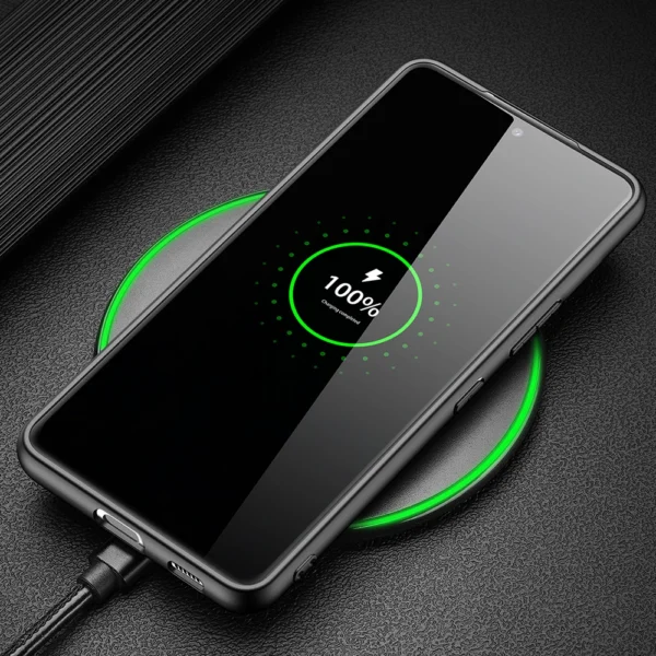 Dux Ducis Fino case is made of nylon material for Samsung Galaxy S22 + (S22 Plus) greeneng
