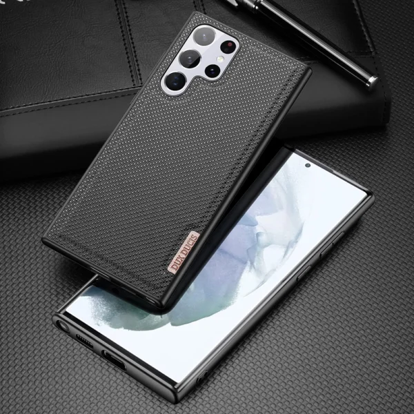 Dux Ducis Fino case is made of nylon material for Samsung Galaxy S22 Ultra blackeng
