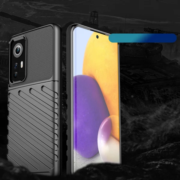 Thunder Case flexible armored cover for Xiaomi 12 / 12X blackeng
