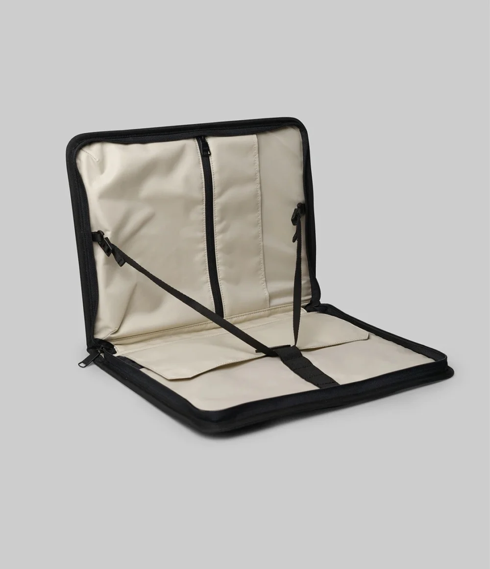 Ringke Smart Zip Pouch for a laptop up to 13" with a stand - navy blueeng