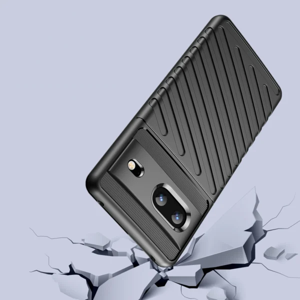 Thunder Case flexible armored cover for Google Pixel 7 blackeng