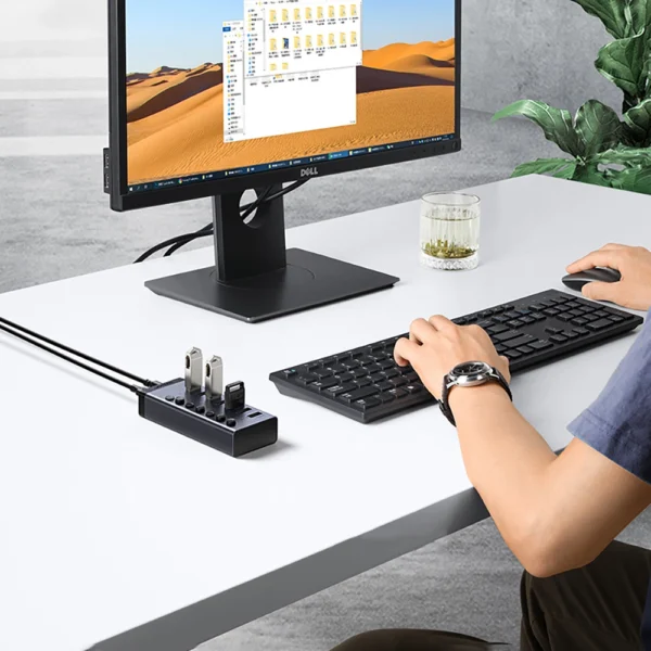 Ugreen multifunctional HUB 7in1 USB Type C - 7x USB Type A 3.0 PD DC 12V gray (CM481)eng