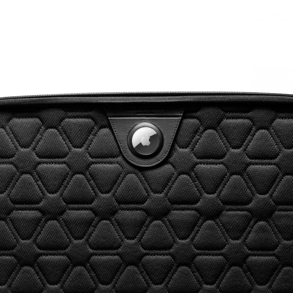 Spigen Rugged Armor Pouch Pro for 13-14'' Laptop - Blackeng