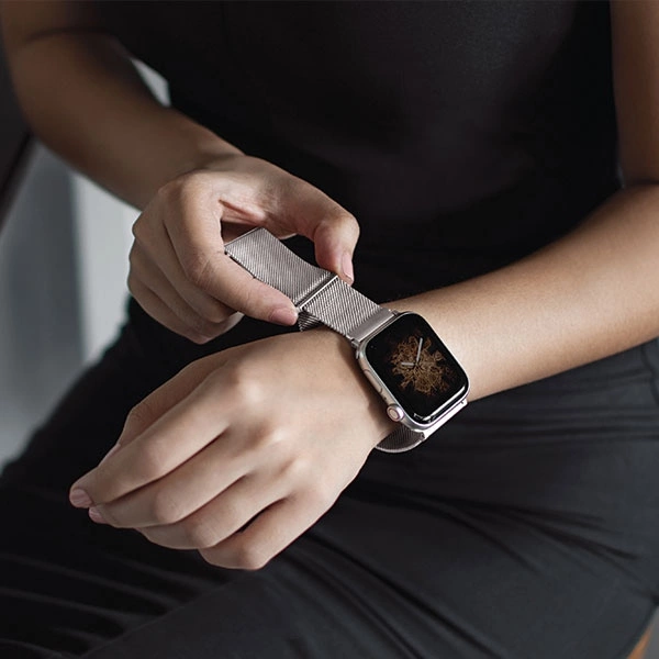 Uniq Dante Stainless Steel Strap for Apple Watch 1/2/3/4/5/6/7/8/SE/SE2 38/40/41mm - Rose Goldeng