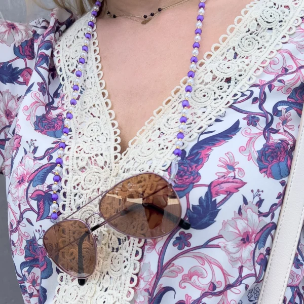A chain for glasses, beads, an orange pendanteng