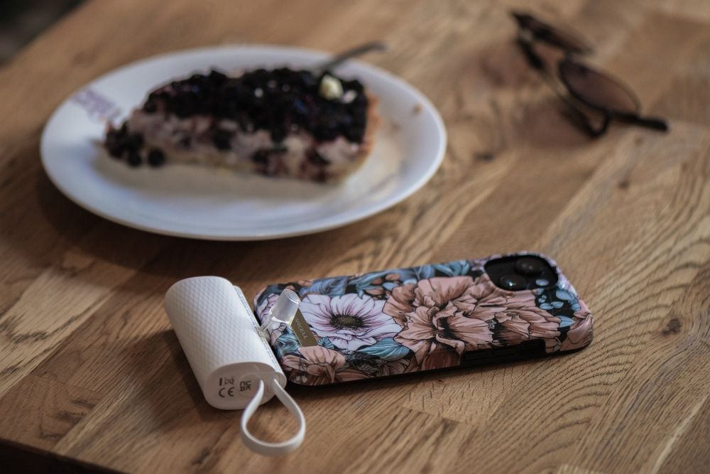 FORCELL F-PROTECT Mirage case compatible with MagSafe for IPHONE 14 bloom bush