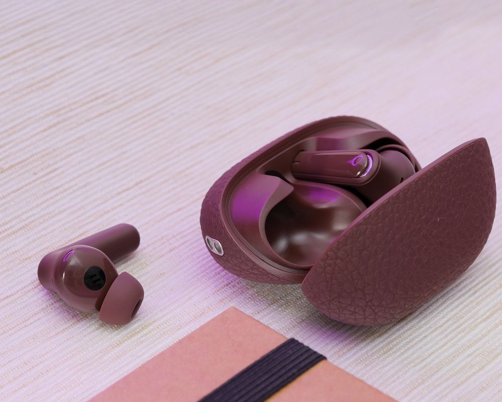 0bf6348d593c8f6f86e49404051ccfcd HOCO wireless earphones bluetooth TWS EQ23 brown