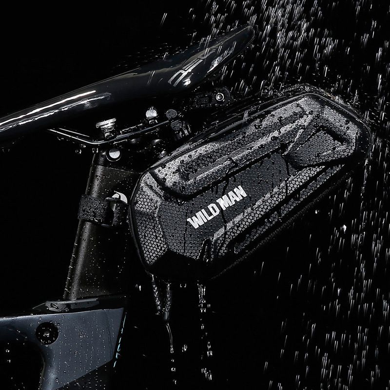 WILDMAN traveling bag under bike saddle with zipper 1,2L XT7 black