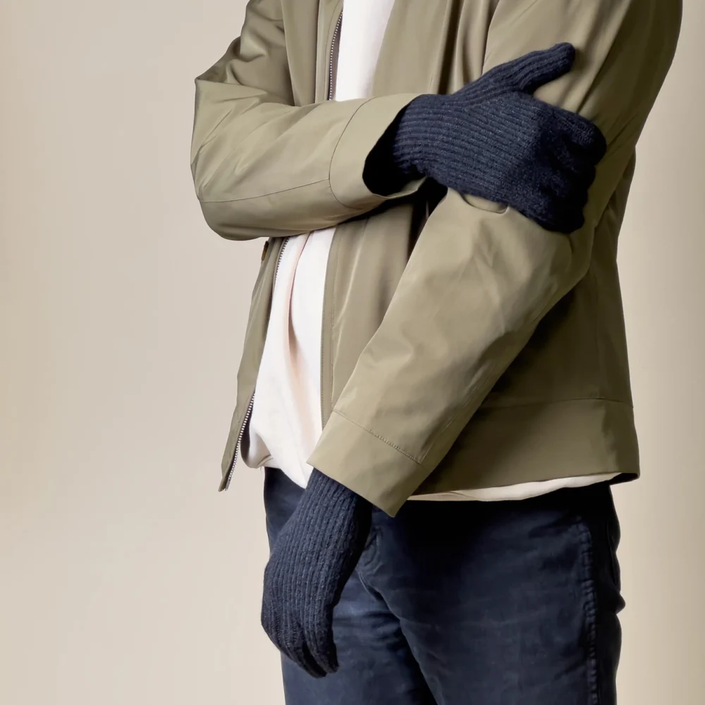 Braided telephone gloves with cut-outs for fingers - blackeng