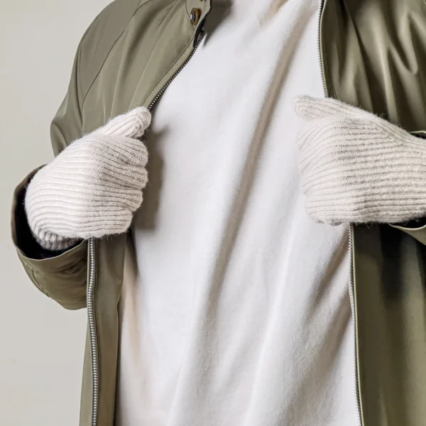 Braided telephone gloves with cutouts for fingers - beigeeng