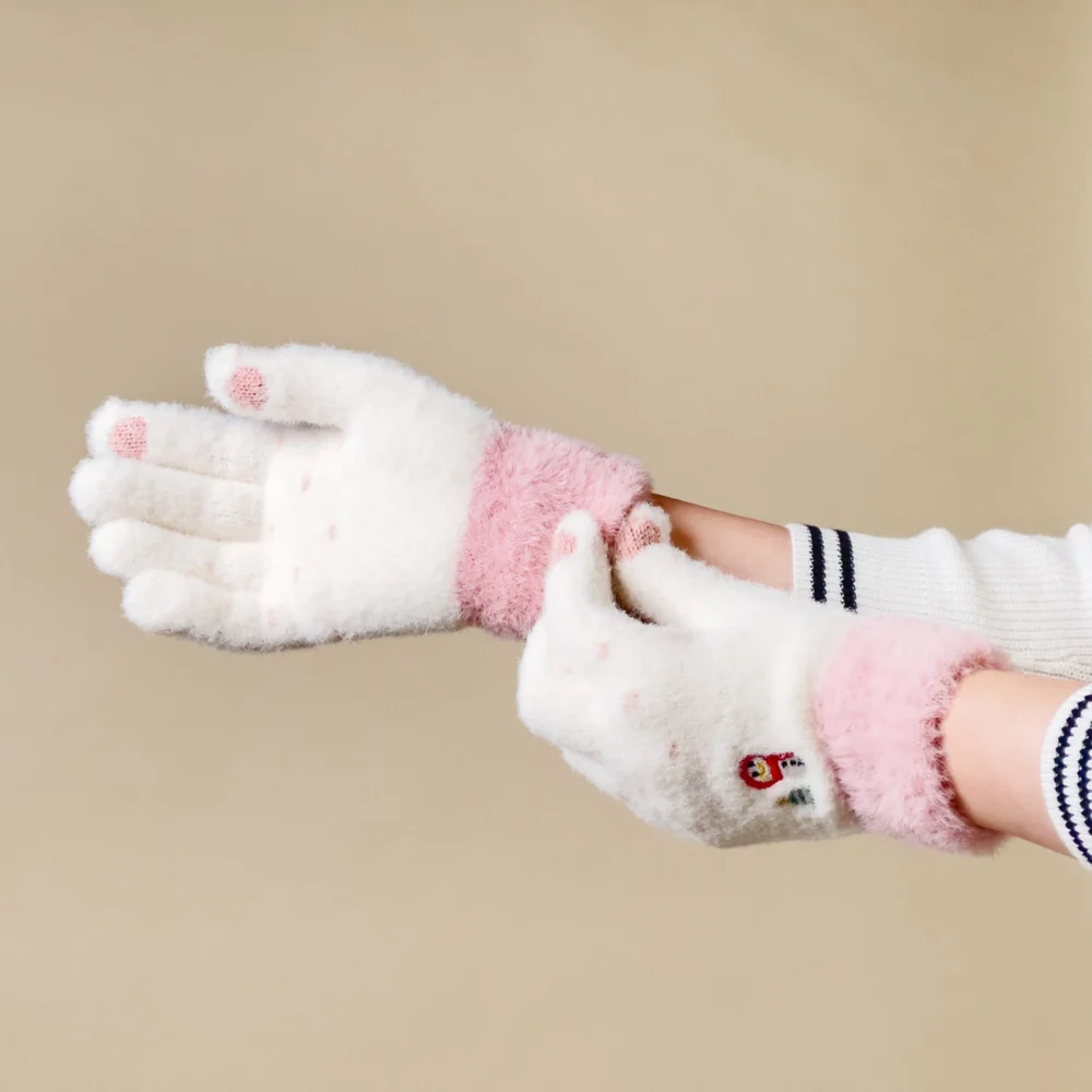 Women's winter telephone gloves with a snowman and a Christmas tree - white and pinkeng