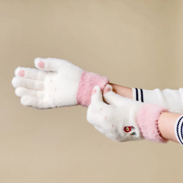 Women's winter telephone gloves with a snowman and a Christmas tree - white and pinkeng
