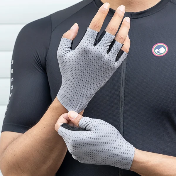 Rockbros Breathable Short Finger Cycling Gloves, Size: S - Grayeng