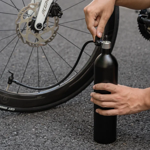 Rockbros Tubeless Tire Inflator 200 PSI 1.2l - Blackeng
