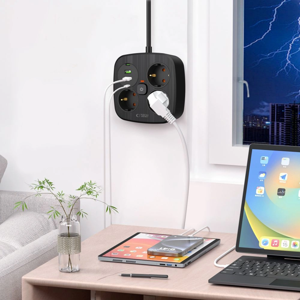 Tech-Protect PCS3X4 power strip, 3 sockets, 2xUSB-A, 2xUSB-C 200 cm - blackeng