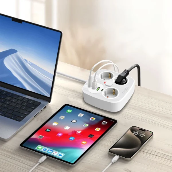 Tech-Protect PCS3X4 power strip, 3 sockets, 2xUSB-A, 2xUSB-C 200 cm - whiteeng