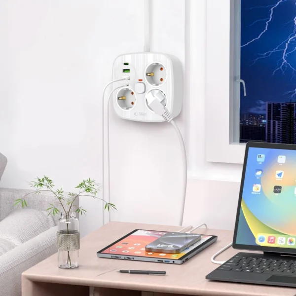 Tech-Protect PCS3X4 power strip, 3 sockets, 2xUSB-A, 2xUSB-C 200 cm - whiteeng