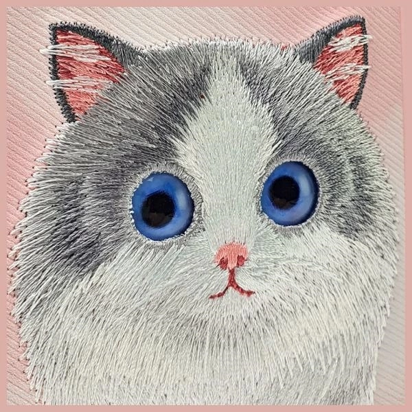 Nimmy Big Eyed Pet 2.0 Cat Case for iPhone 15 Pro - Pinkeng