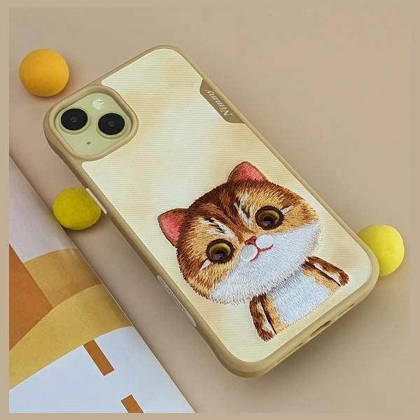 Nimmy Big Eyed Pet 2.0 Cat Case for iPhone 15 Pro Max - Greeneng