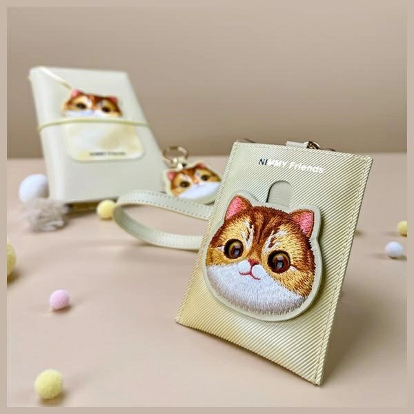 Nimmy Big Eyed Pet 2.0 Cat Wallet Card Holder - Beigeeng