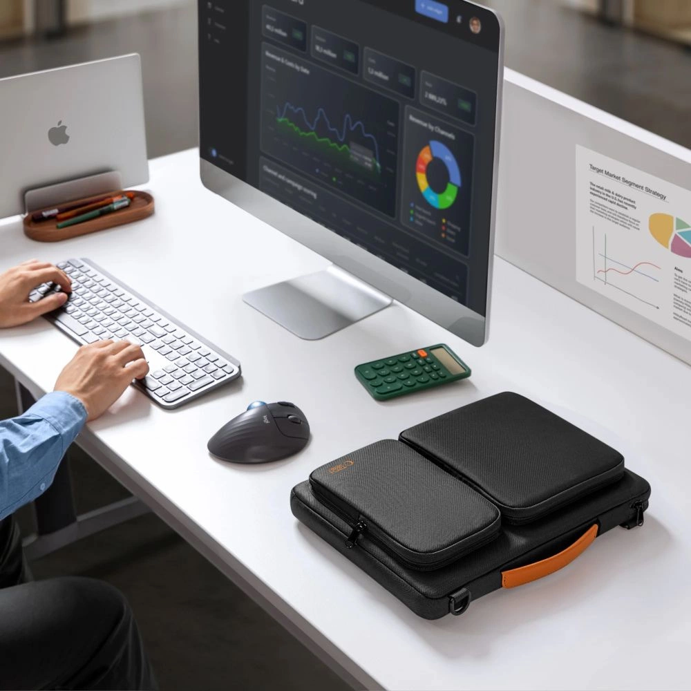 Tech-Protect Defender Bag for 15-16 Laptop - Black and Orangeeng