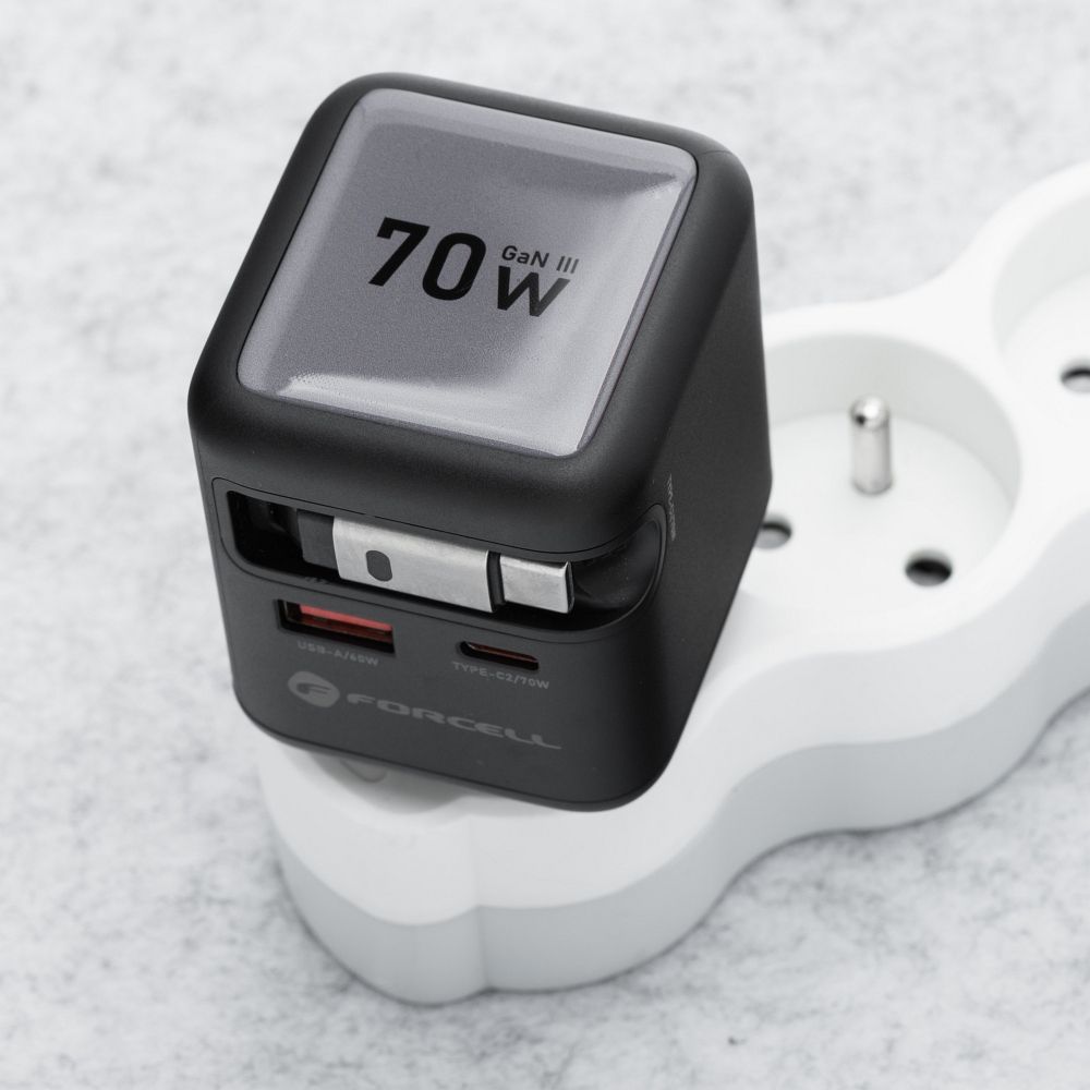FORCELL F-ENERGY GaN III VT-R7 travel charger with retractable cable Type C and 1x Type C, 1x USB A charging ports PD QC4.0 3A 70W gray