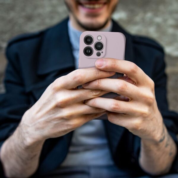 SILICONE MAG COVER case compatible with MagSafe for IPHONE 17 Pro pink