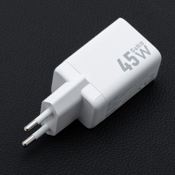 FORCELL F-ENERGY Mini GaN III VT-36 travel charger with 1 x Type C + 1x USB A sockets, PD QC4.0 45W white