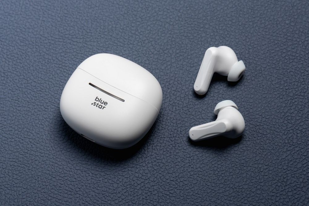 946e8321900b3a0d1e07e50ff61d193e Wireless earbuds Blue Star BK44 TWS white