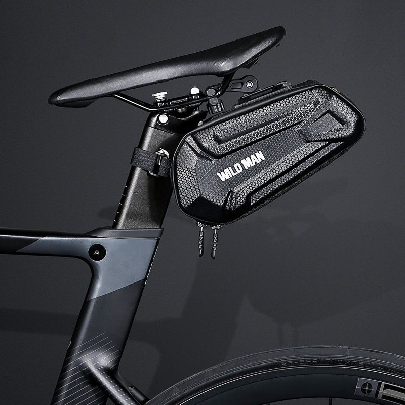WILDMAN traveling bag under bike saddle with zipper 1,2L XT7 black