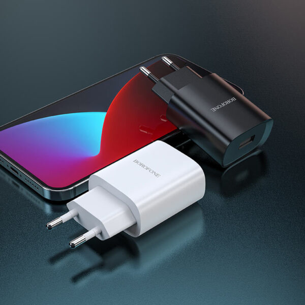 Borofone Wall charger BN1 Innovative - USB - 2,1A white