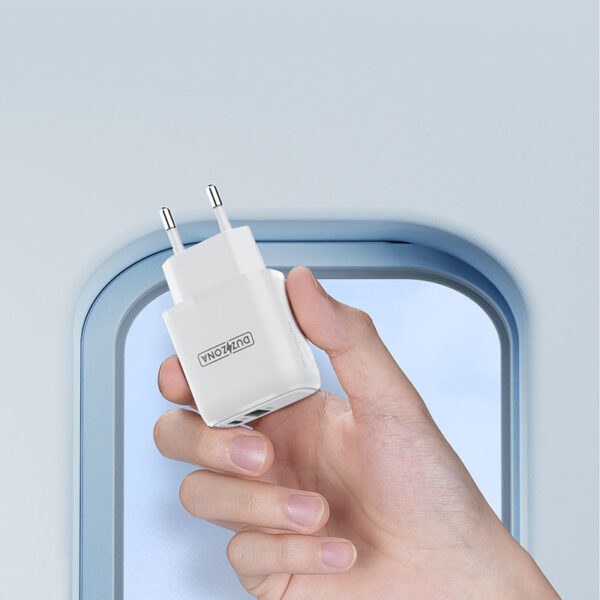 Dux Ducis Duzzona wall charger T2 - USB + Type C - PD 30W white
