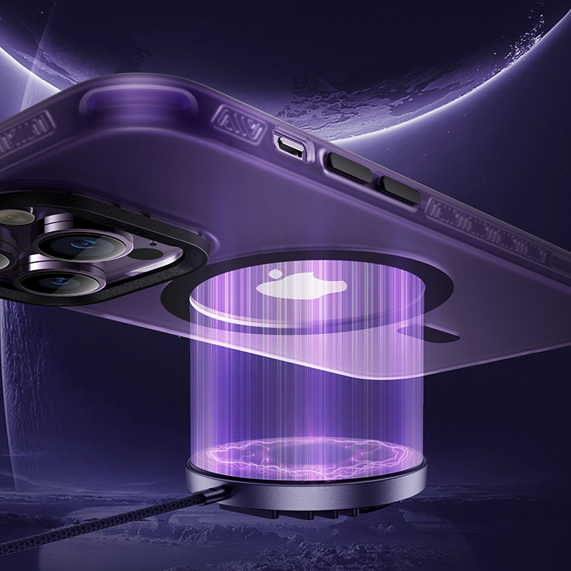 Benks Magnetic Lucid Armor Case for Iphone 15 Pro grey