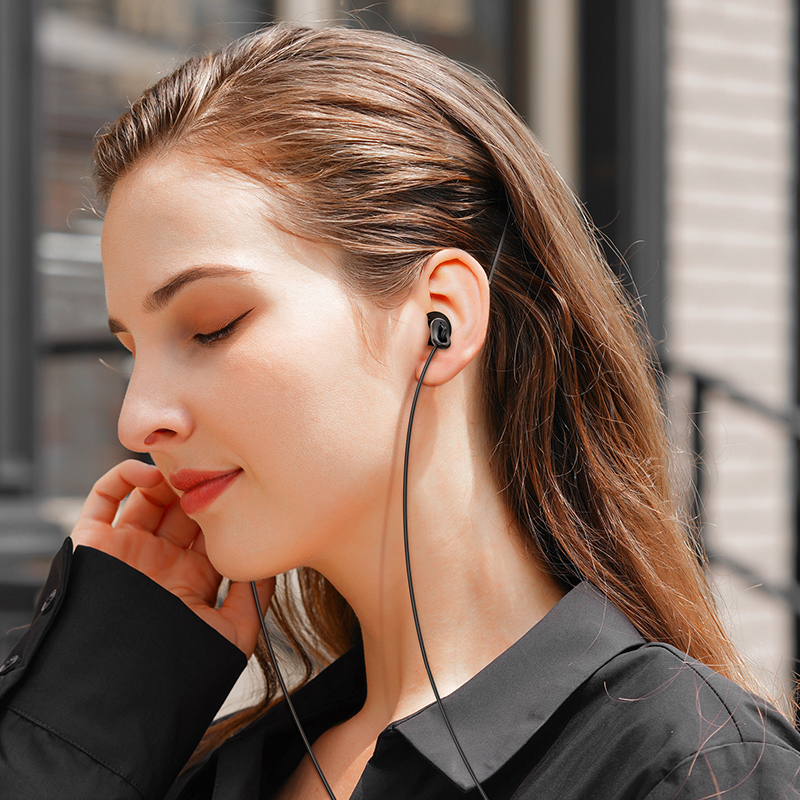 foto_add-280290 Borofone Earphones BM91 Cloud with microphone black
