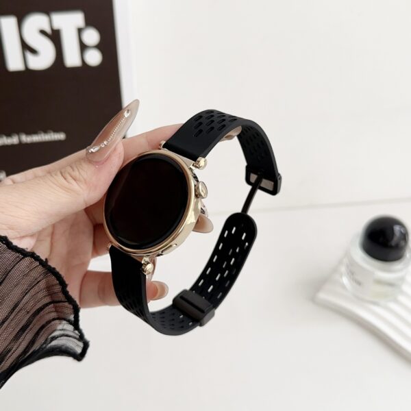 Universal silicone loop 22mm design 2 black
