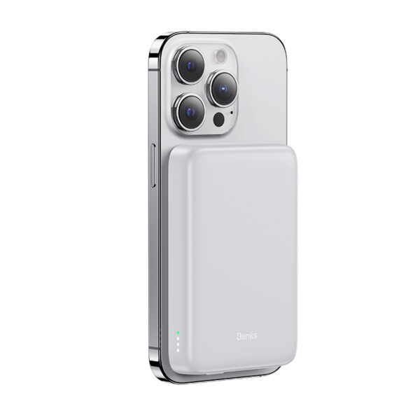 Benks Power bank 10000mAh MP07 - USB + Type C - magnetic with induction charging white