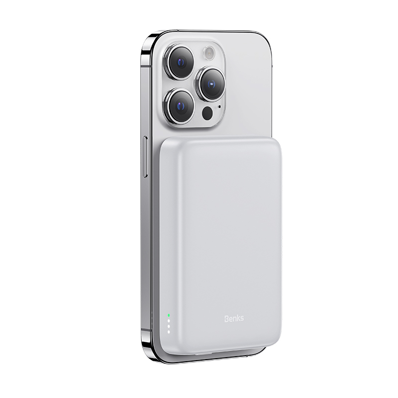 Benks Power bank 10000mAh MP07 - USB + Type C - magnetic with induction charging white