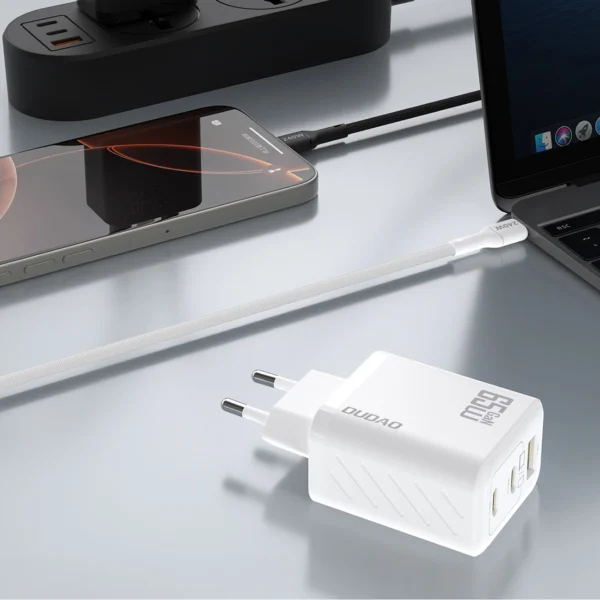 Dudao A29 65W GaN Wall Charger 2 x USB-C + 1 x USB-A - Whiteeng