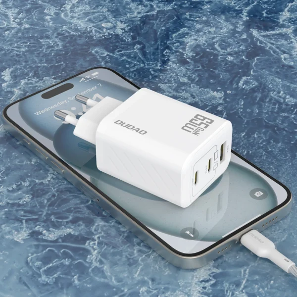 Dudao A29 65W GaN Wall Charger 2 x USB-C + 1 x USB-A - Whiteeng