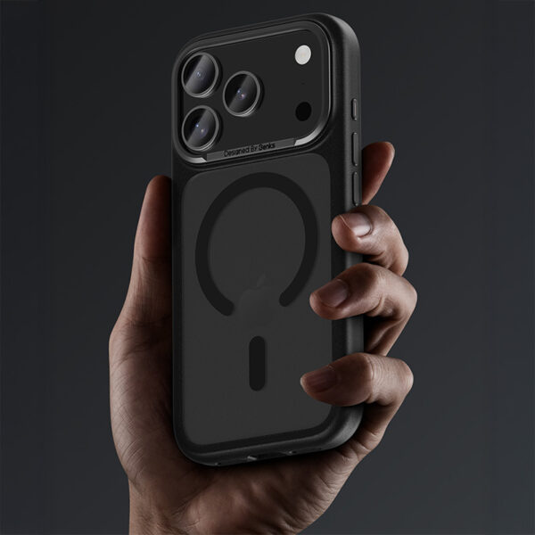 Benks Magnetic Mist Case Metal Frame (0069) for Iphone 17 Pro white (Camera Control Button)