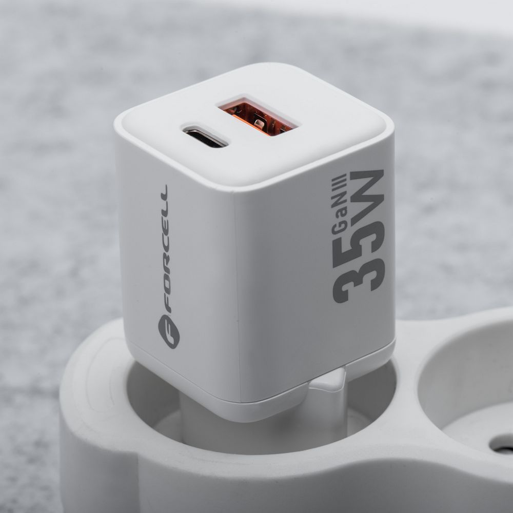 FORCELL F-ENERGY Mini GaN III VT-35C travel charger with 1 x Type C + 1x USB A sockets, PD QC4.0 35W white