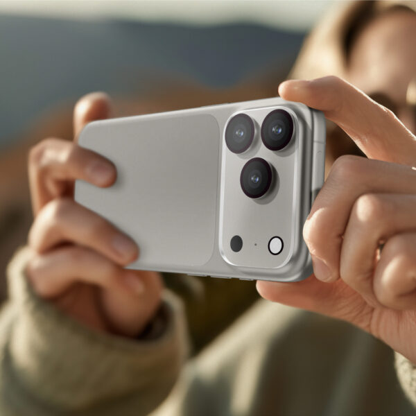 AmazingThing Full Lens Glass for iPhone 17 Proeng