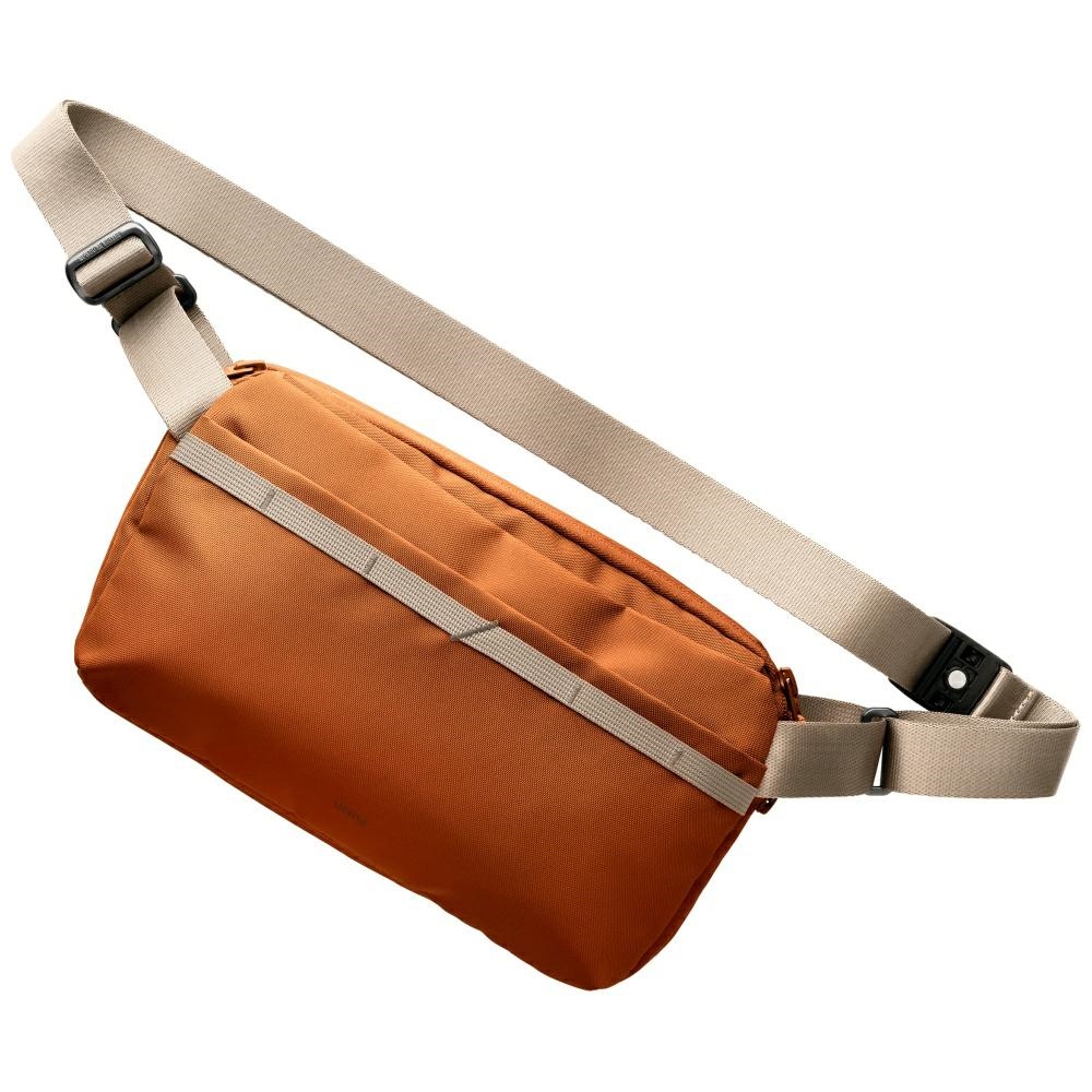 Uniq Crossbody Denver 5L Bag - Orangeeng
