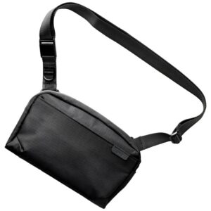 Uniq Arden Sling 2L bag - blackeng