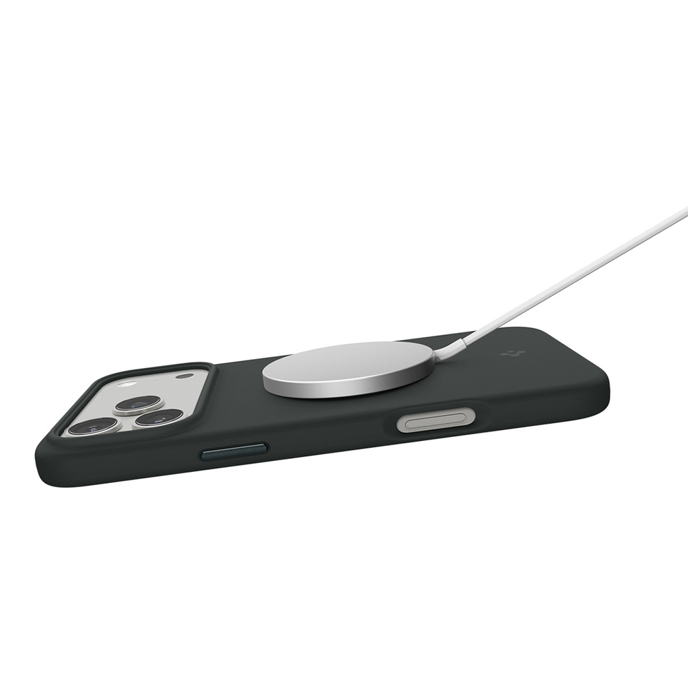 Spigen Silicone Fit MagSafe Case for iPhone 17 Pro - Greeneng