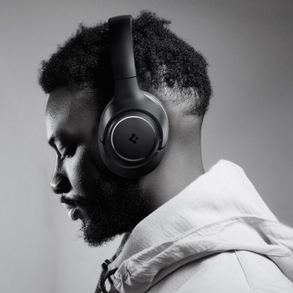 Spigen SA2403 ANC Pro Wireless Headphones - Blackeng