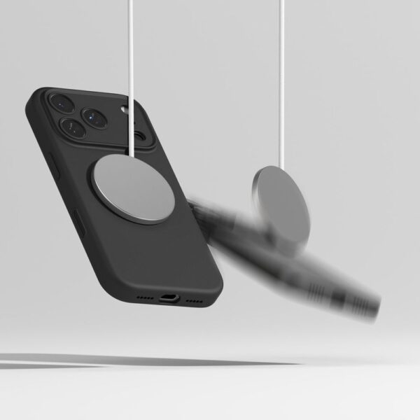 Ringke Silicone Magnetic MagSafe Case for iPhone 17 Pro Max - Blackeng