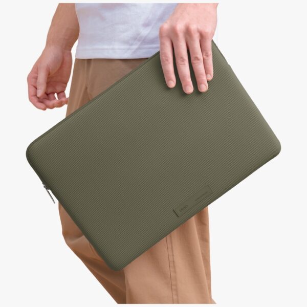 201436_5 Uniq Cyprus Ridge Edition Laptop Sleeve bag for a 14" water-resistant neoprene laptop - greeneng