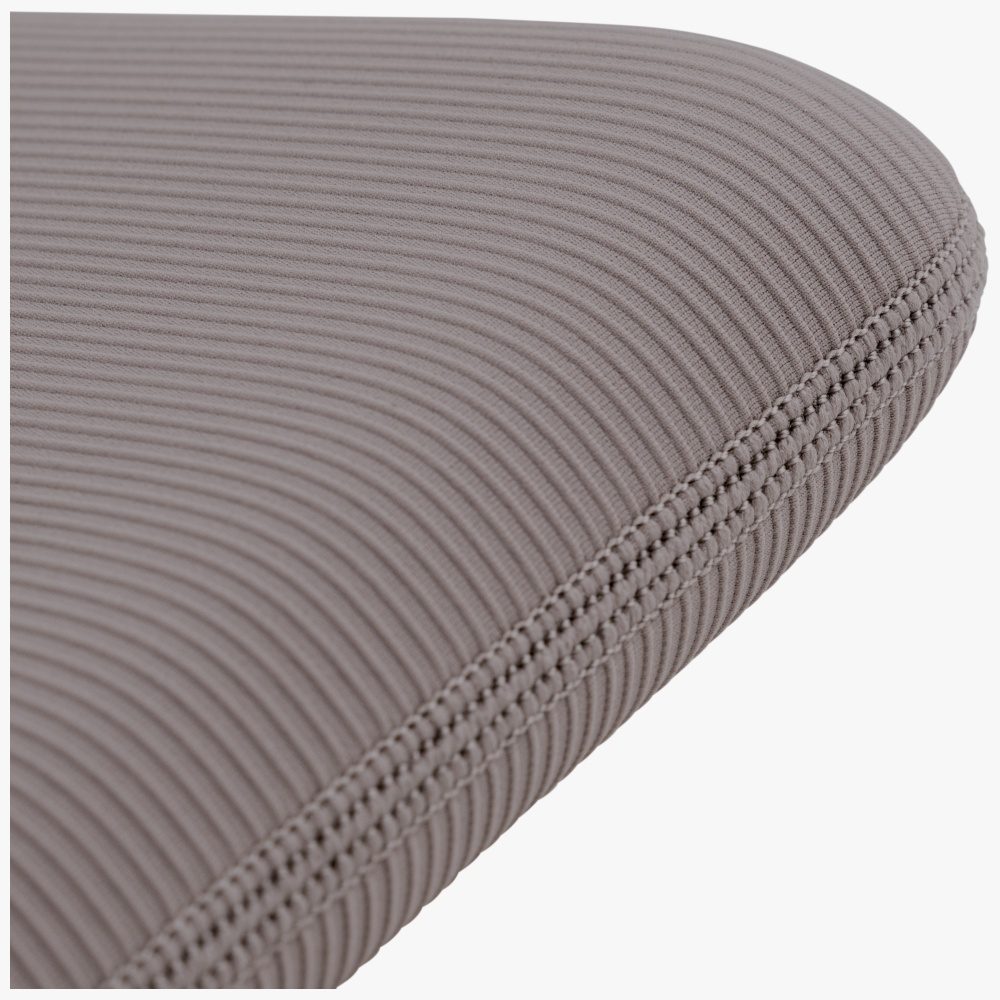 201438_2 Uniq Cyprus Ridge Edition Laptop Sleeve for 16" laptops, water-resistant neoprene - grayeng